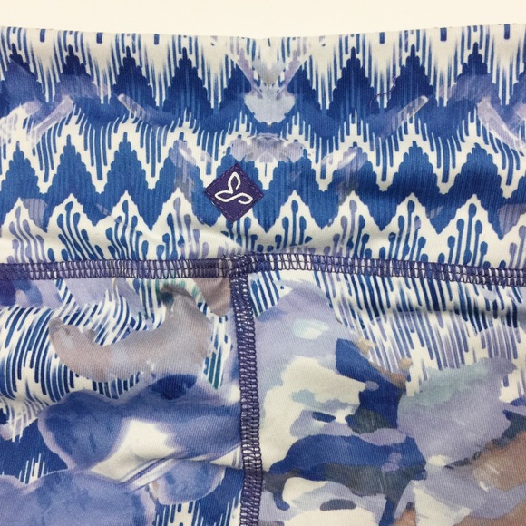 prAna "Roxanne" Printed Yoga Legging Indigo Garden - Picture 5 of 5